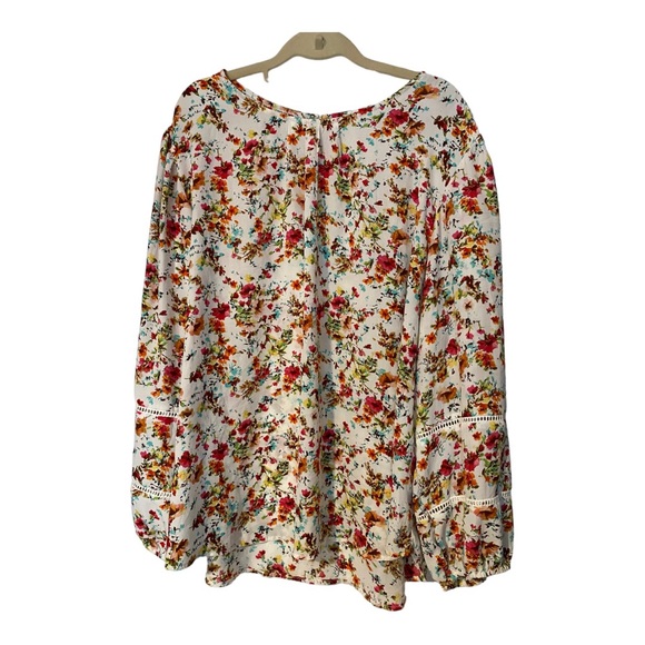 alex & Lili Tops - Alex and Lili EEUC floral women’s blouse with detailed sleeve key hole back 3X